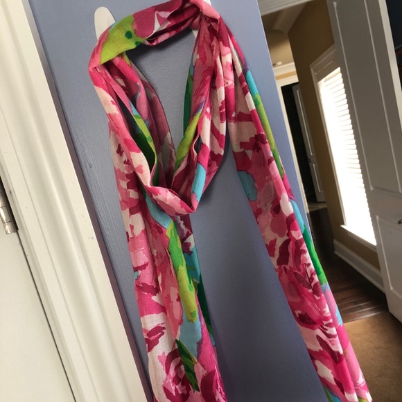 Lilly Pulitzer Accessories - Lilly Pulitzer First Impression Scarf